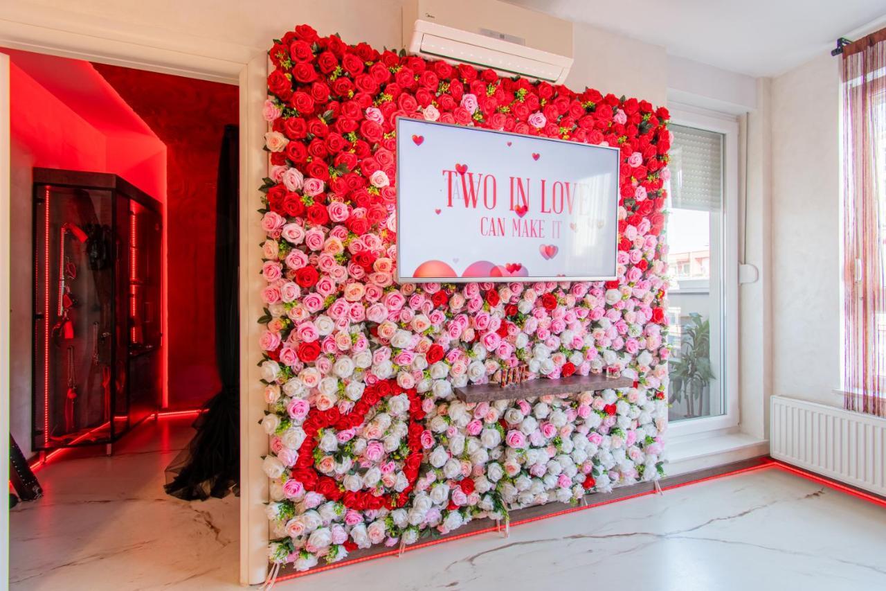 Jacuzzi - Love - Bdsm - Extra Luxury - Ev Chargger - Valentine'S Day - Red Room - Flexible Selfcheckins 28 Zagreb Ngoại thất bức ảnh