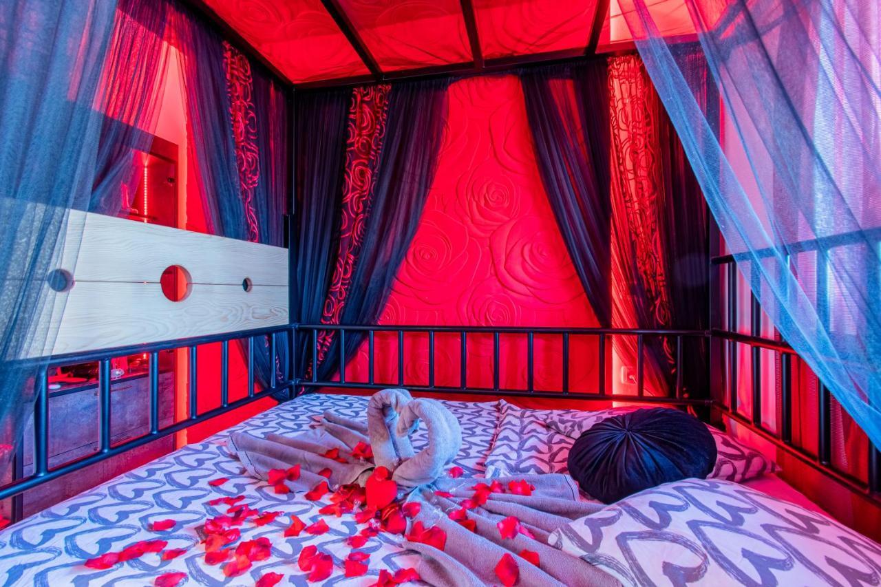 Jacuzzi - Love - Bdsm - Extra Luxury - Ev Chargger - Valentine'S Day - Red Room - Flexible Selfcheckins 28 Zagreb Ngoại thất bức ảnh