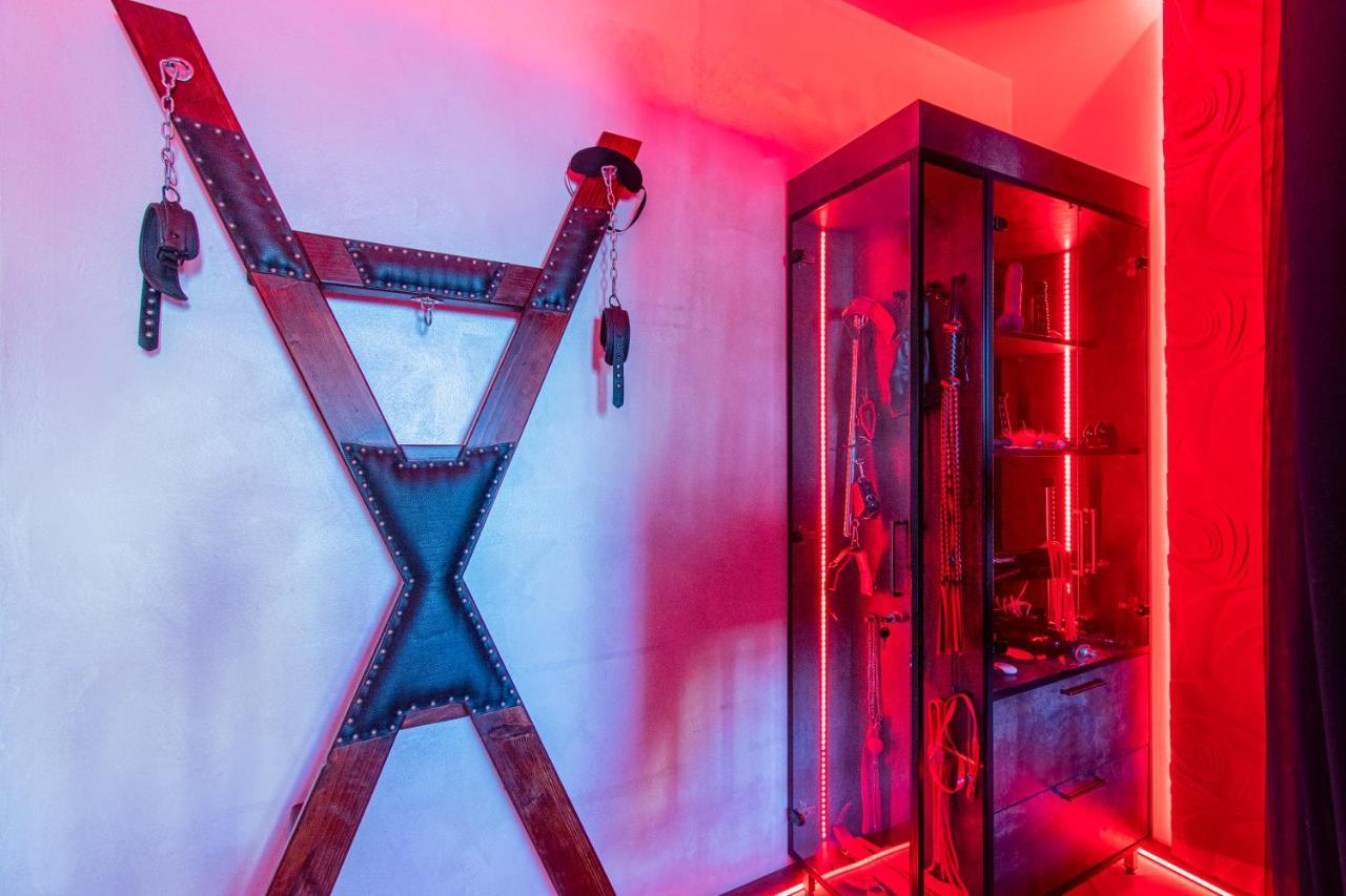 Jacuzzi - Love - Bdsm - Extra Luxury - Ev Chargger - Valentine'S Day - Red Room - Flexible Selfcheckins 28 Zagreb Ngoại thất bức ảnh