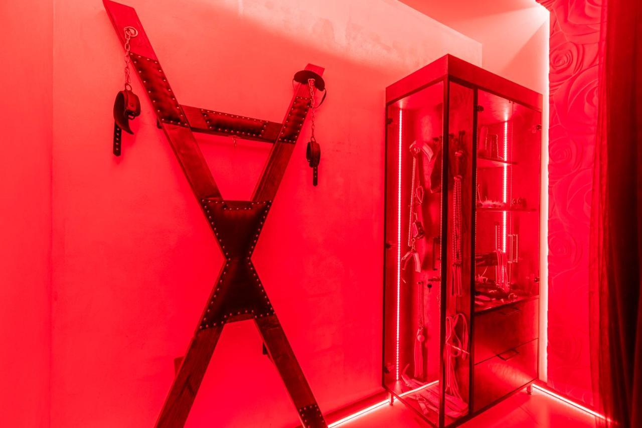 Jacuzzi - Love - Bdsm - Extra Luxury - Ev Chargger - Valentine'S Day - Red Room - Flexible Selfcheckins 28 Zagreb Ngoại thất bức ảnh