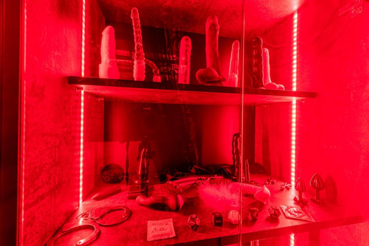 Jacuzzi - Love - Bdsm - Extra Luxury - Ev Chargger - Valentine'S Day - Red Room - Flexible Selfcheckins 28 Zagreb Ngoại thất bức ảnh