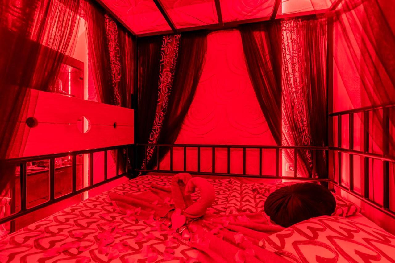 Jacuzzi - Love - Bdsm - Extra Luxury - Ev Chargger - Valentine'S Day - Red Room - Flexible Selfcheckins 28 Zagreb Ngoại thất bức ảnh